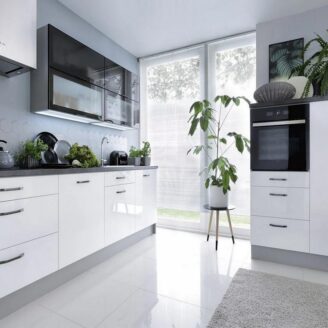 EINBAUKÜCHE KÜCHENZEILE TESSA WEISS MATT  FL 240 CM #L22651