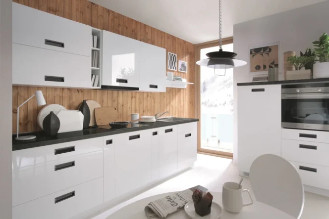 EINBAUKÜCHE TAFNE WEISS GLANZ  FAMILY LINE 240 CM #L22652
