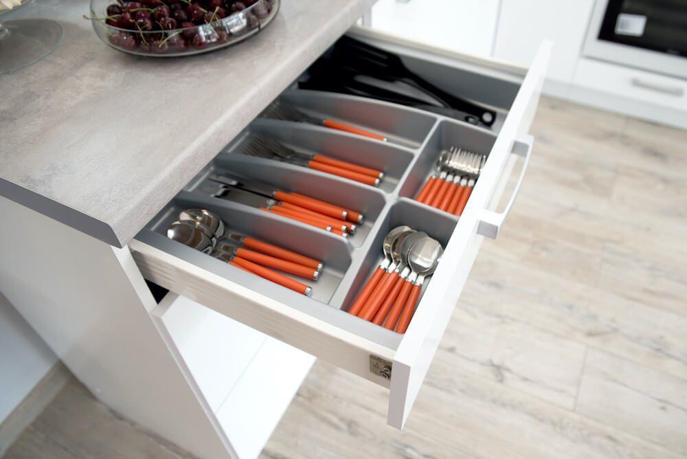 7d5fdce7dc78695ab7610e0d9395fb70