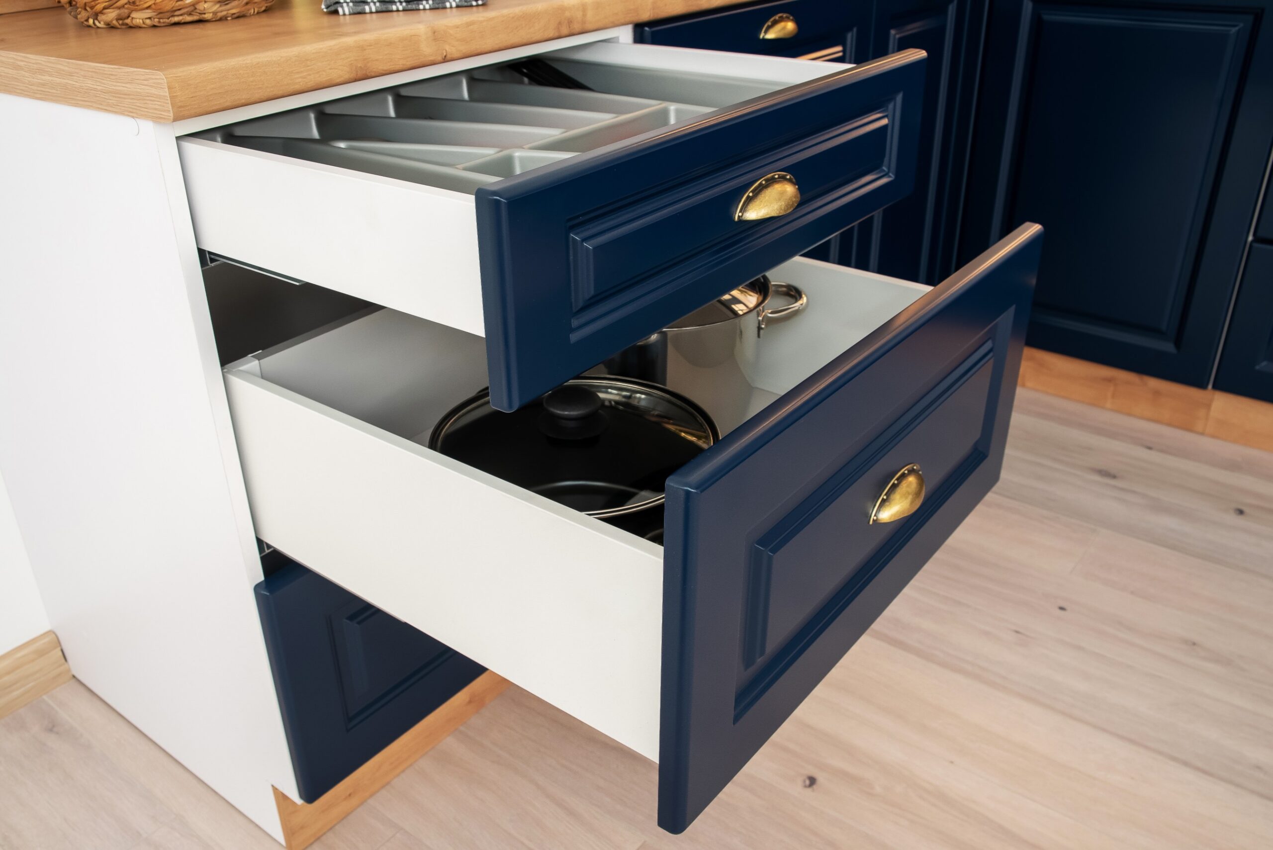 a7ab81b93e81e1e9da65f09445fb07d3